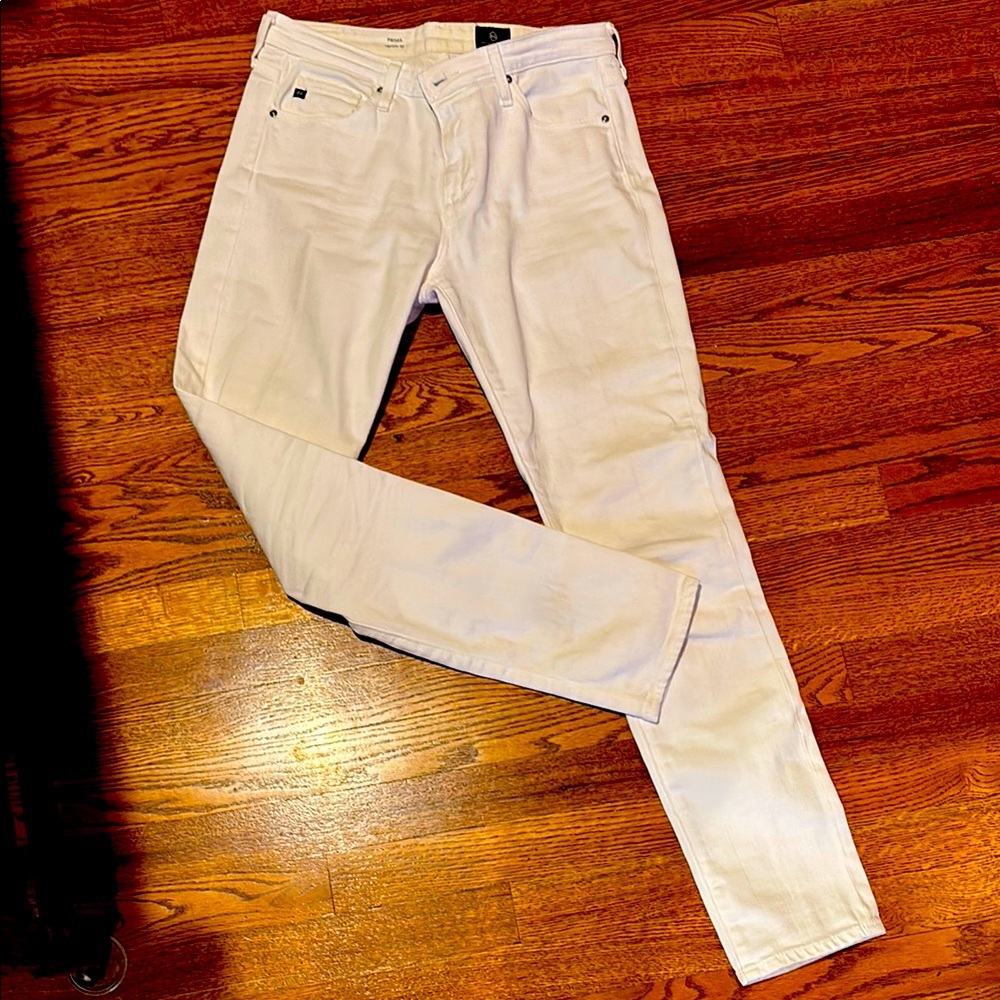 Women’s Size 27R AG White Jeans